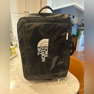 USED - The North Face Base Camp Voyager Roller Bag - 21"